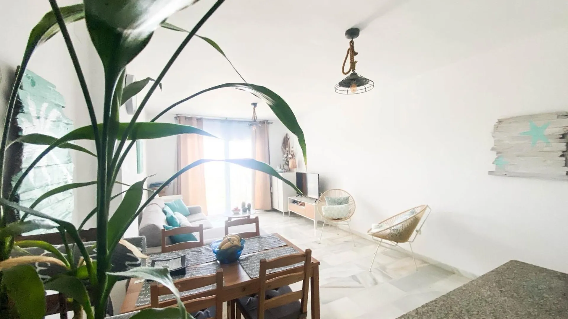 Frontline Beach Ground Floor With Privet Garden, Mi Capricho 16 Mijas Apartment