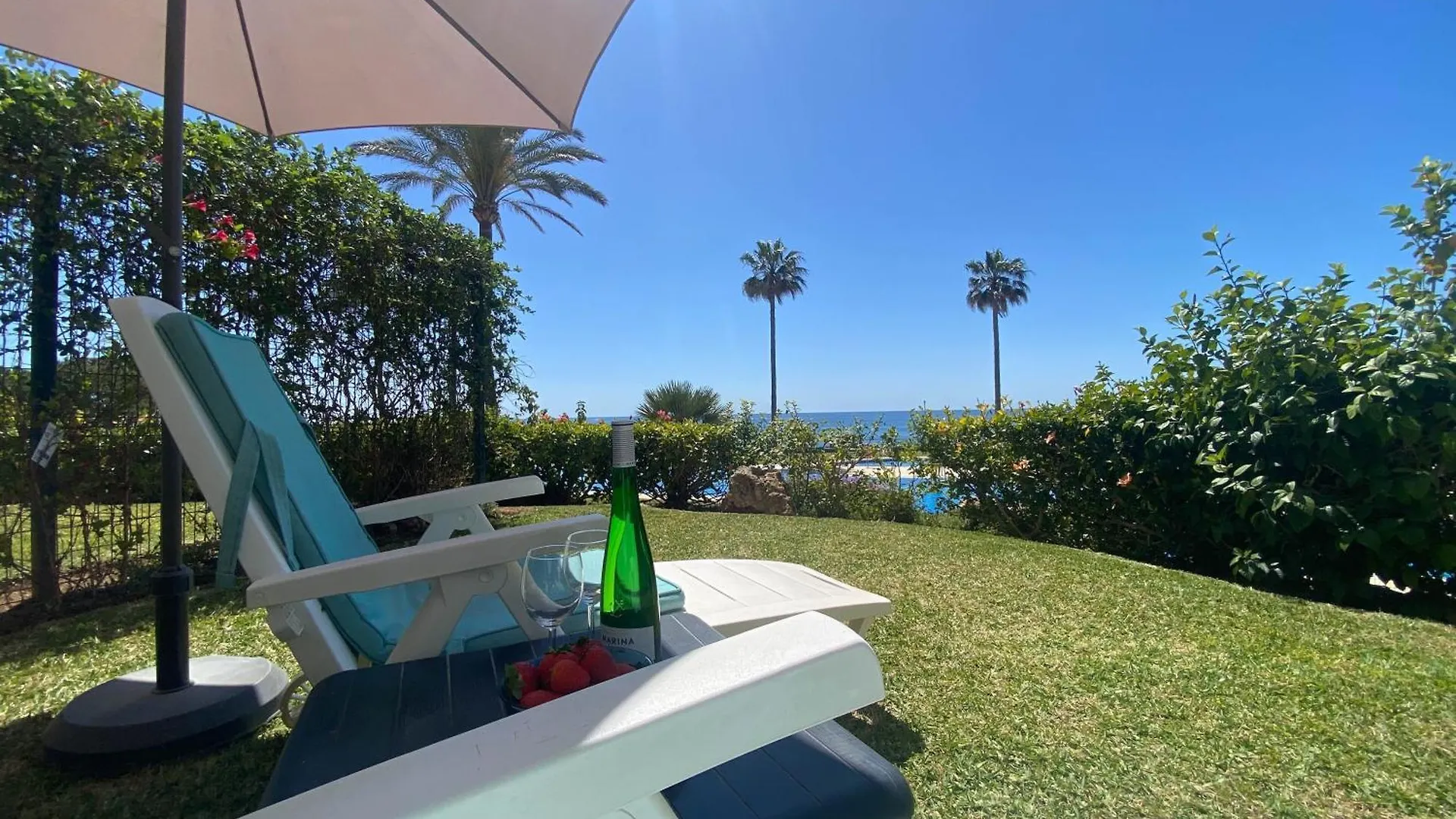 Apartment Frontline Beach Ground Floor With Privet Garden, Mi Capricho 16 Mijas Spain