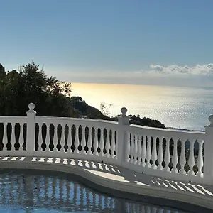 Couette-café Hearts &, Mijas